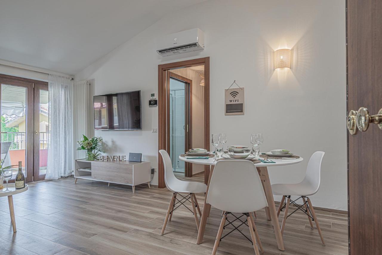 Dolce Vita Family Apartment シルミオーネ エクステリア 写真
