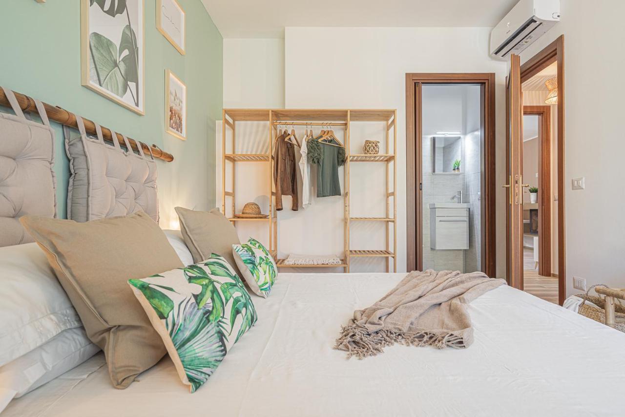 Dolce Vita Family Apartment シルミオーネ エクステリア 写真
