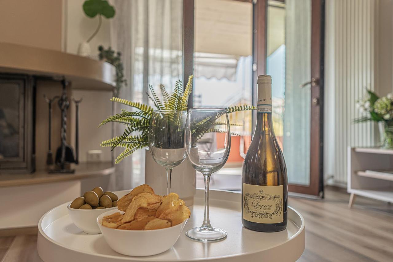 Dolce Vita Family Apartment シルミオーネ エクステリア 写真