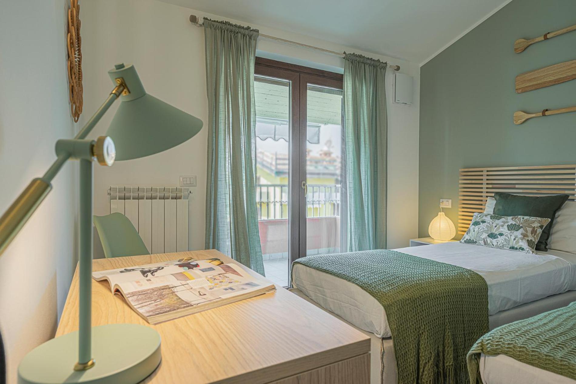Dolce Vita Family Apartment シルミオーネ エクステリア 写真